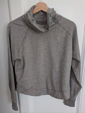 Eddie Bauer Small Heather Gray Turtleneck Sweatshirt